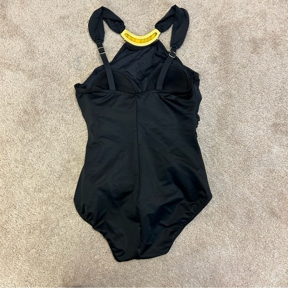 MIRACLESUIT black mother of pearl detail halter one piece swimsuit Sz 8 - Picture 3 of 11